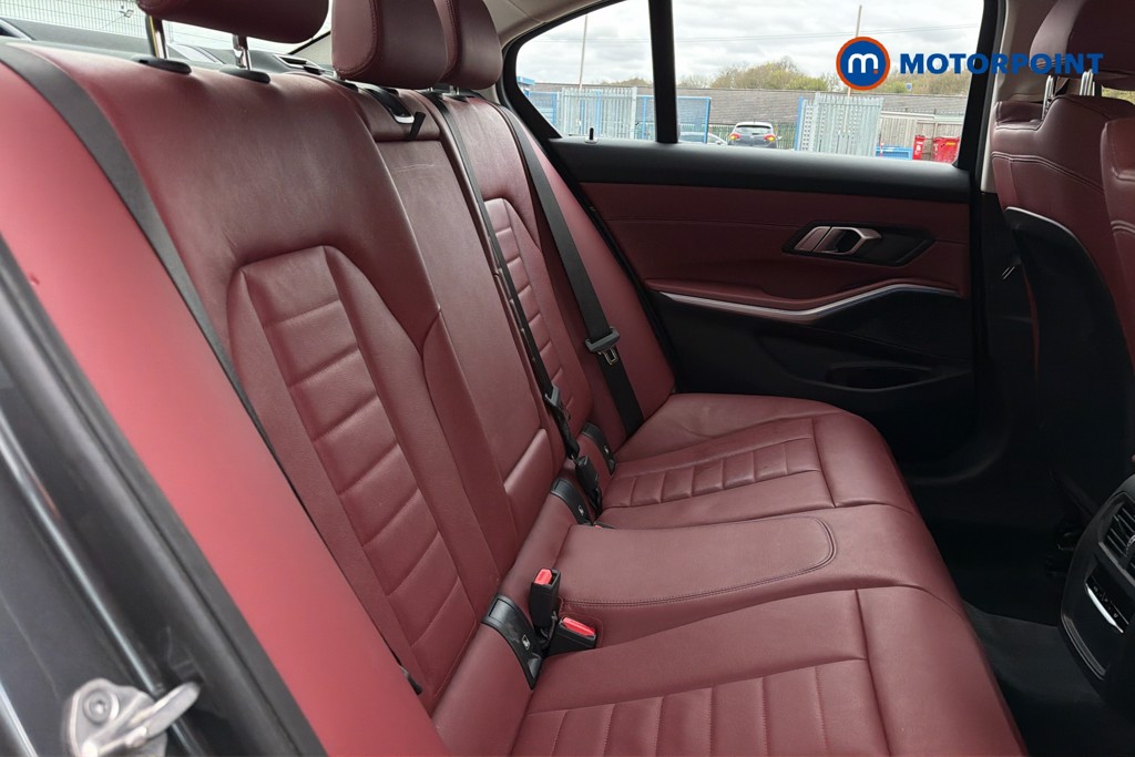 BMW 3 Series Sport Pro Automatic Petrol Plug-In Hybrid Saloon - Stock Number (1628060) - 28th supplementary image