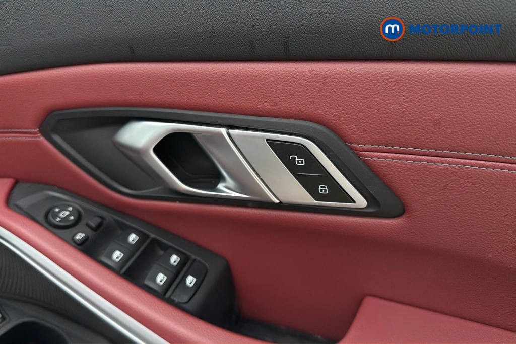 BMW 3 Series Sport Pro Automatic Petrol Plug-In Hybrid Saloon - Stock Number (1628060) - 42nd supplementary image