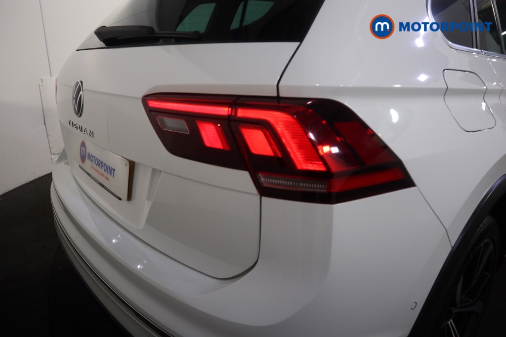 Volkswagen Tiguan R-Line Automatic Diesel SUV - Stock Number (1628542) - 34th supplementary image