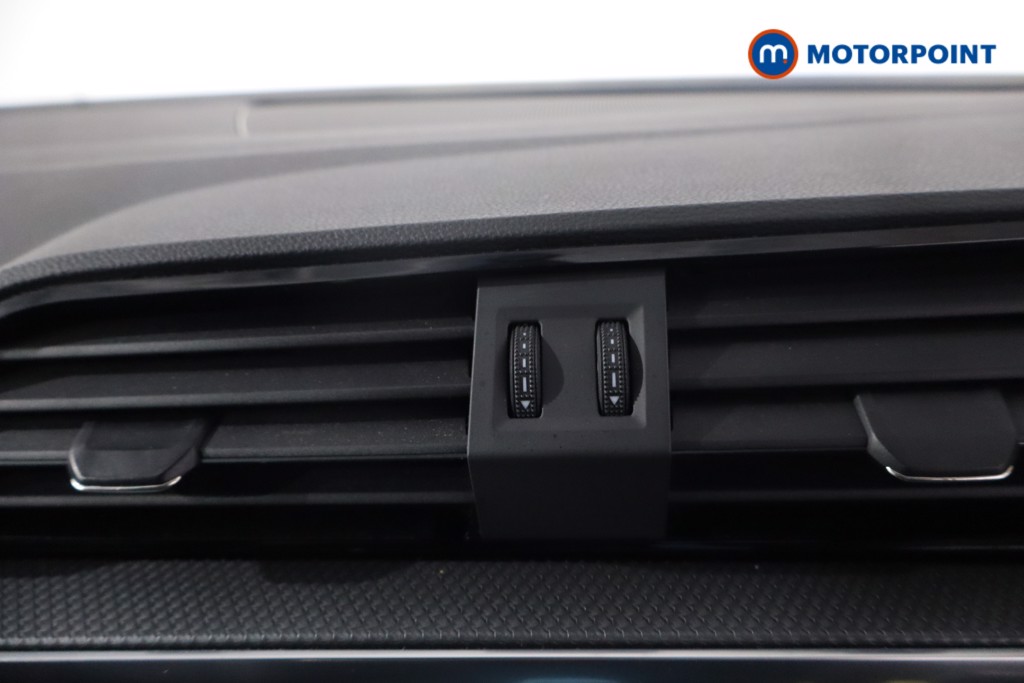 Audi Q3 S Line Automatic Petrol SUV - Stock Number (1628781) - 19th supplementary image