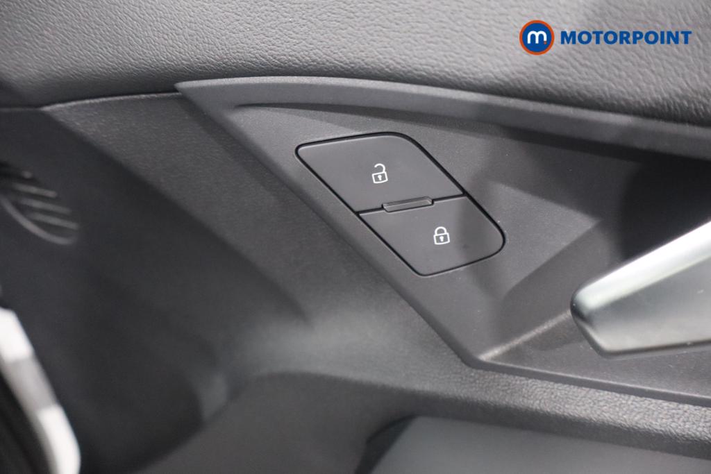 Audi A3 Sport Automatic Petrol Plug-In Hybrid Hatchback - Stock Number (1628941) - 10th supplementary image