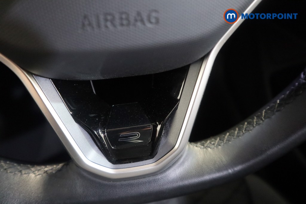 Volkswagen Golf R-Line Automatic Petrol Hatchback - Stock Number (1628949) - 5th supplementary image