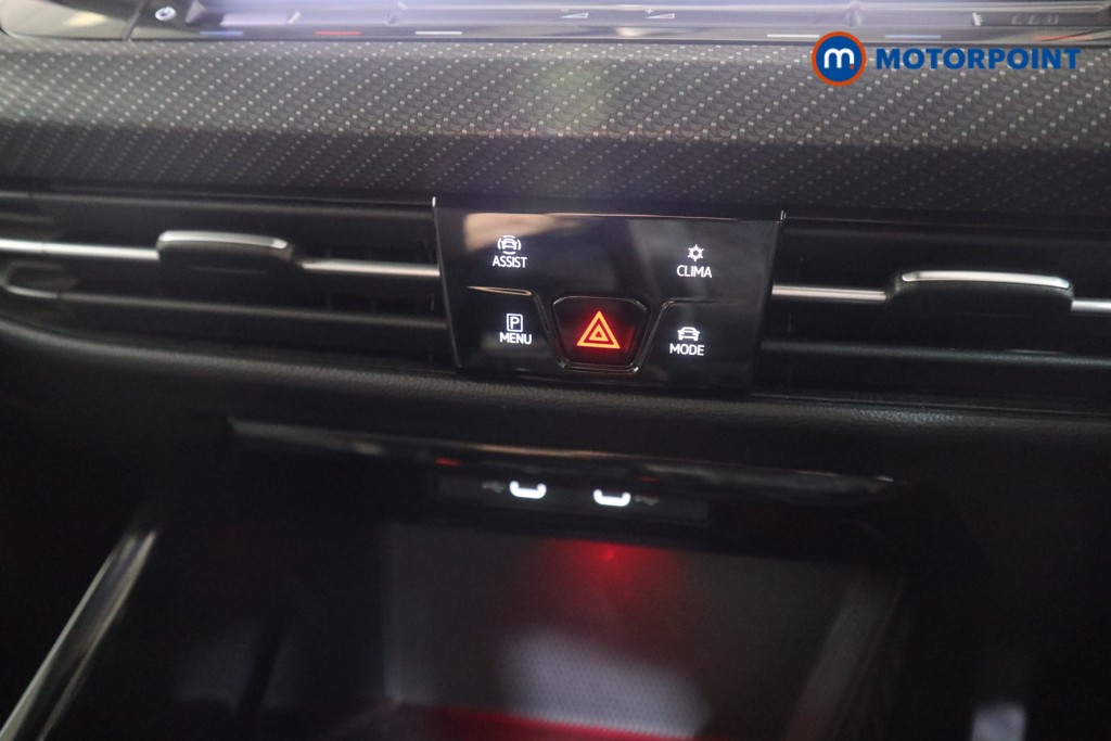 Volkswagen Golf R-Line Automatic Petrol Hatchback - Stock Number (1628949) - 8th supplementary image