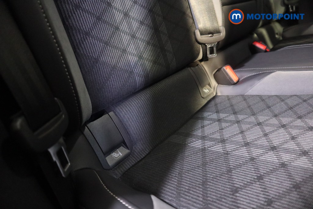 Volkswagen Golf R-Line Automatic Petrol Hatchback - Stock Number (1628949) - 18th supplementary image