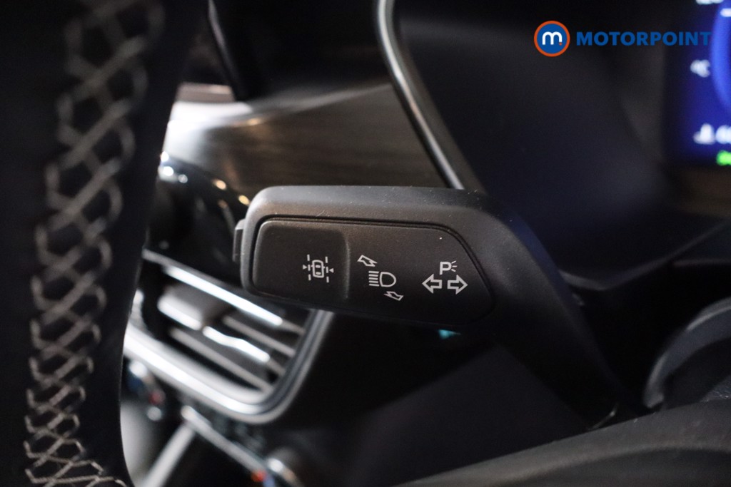 Ford Kuga Vignale Automatic Petrol Plug-In Hybrid SUV - Stock Number (1629110) - 14th supplementary image