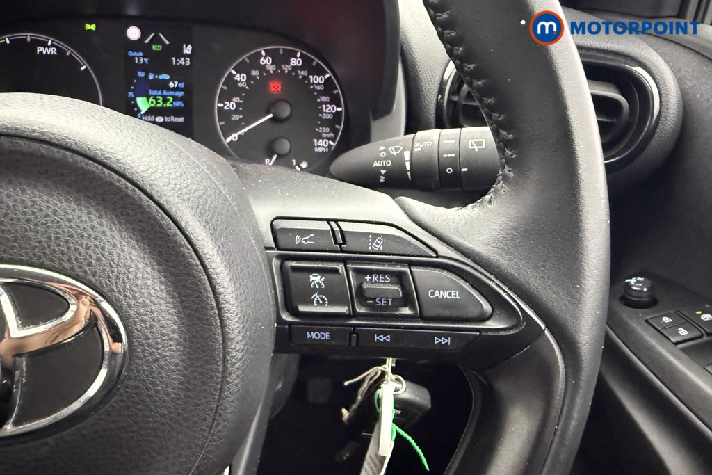 Toyota Yaris Icon Automatic Petrol-Electric Hybrid Hatchback - Stock Number (1629158) - 7th supplementary image