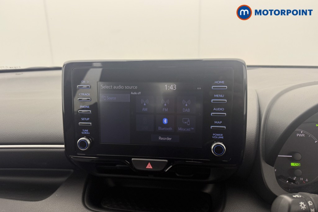 Toyota Yaris Icon Automatic Petrol-Electric Hybrid Hatchback - Stock Number (1629158) - 9th supplementary image