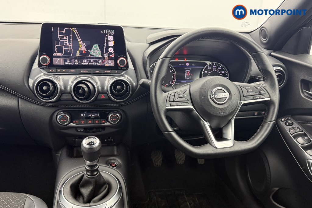 Nissan Juke N-Connecta Manual Petrol SUV - Stock Number (1629360) - 2nd supplementary image