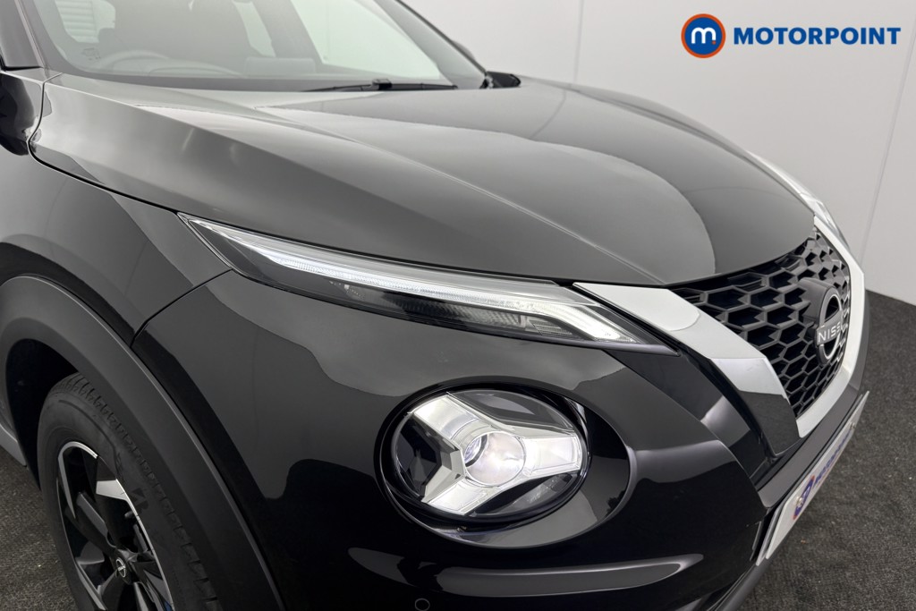 Nissan Juke N-Connecta Manual Petrol SUV - Stock Number (1629360) - 17th supplementary image