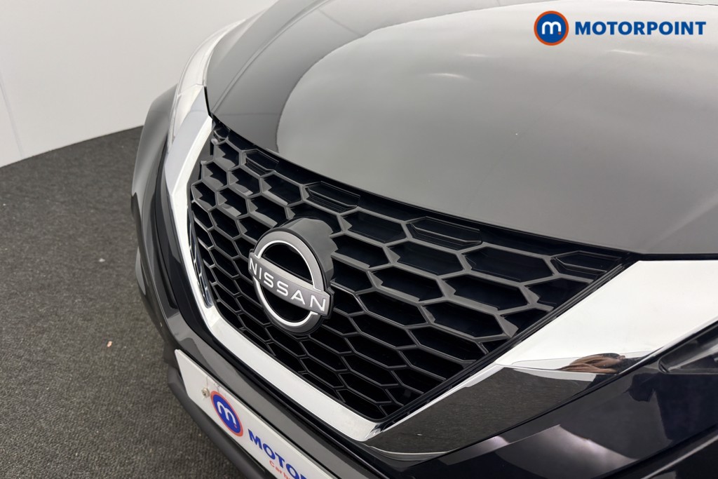 Nissan Juke N-Connecta Manual Petrol SUV - Stock Number (1629360) - 19th supplementary image