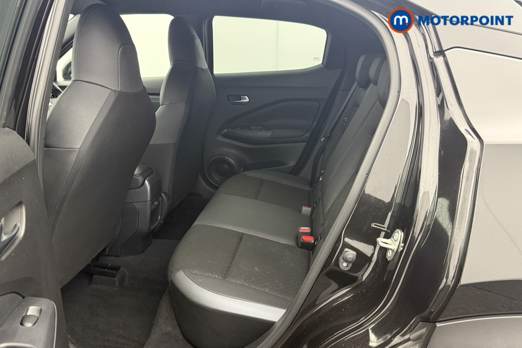 Nissan Juke N-Connecta Manual Petrol SUV - Stock Number (1629360) - 22nd supplementary image