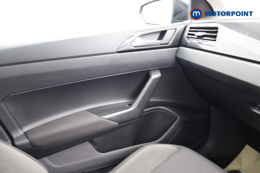 Volkswagen Polo Life Manual Petrol Hatchback - Stock Number (1629374) - 10th supplementary image