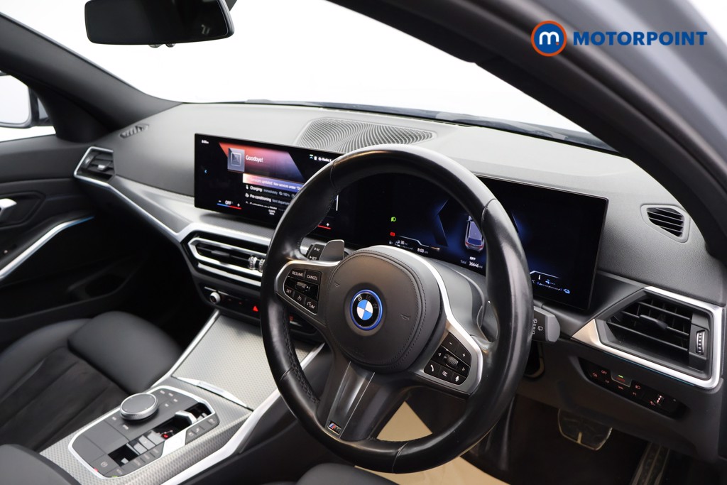 BMW 3 Series M Sport Automatic Petrol Plug-In Hybrid Estate - Stock Number (1629415) - 13th supplementary image