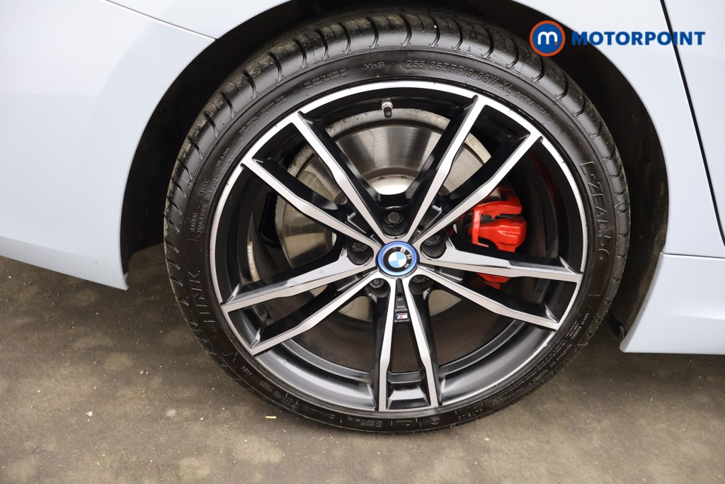 BMW 3 Series M Sport Automatic Petrol Plug-In Hybrid Estate - Stock Number (1629415) - 21st supplementary image