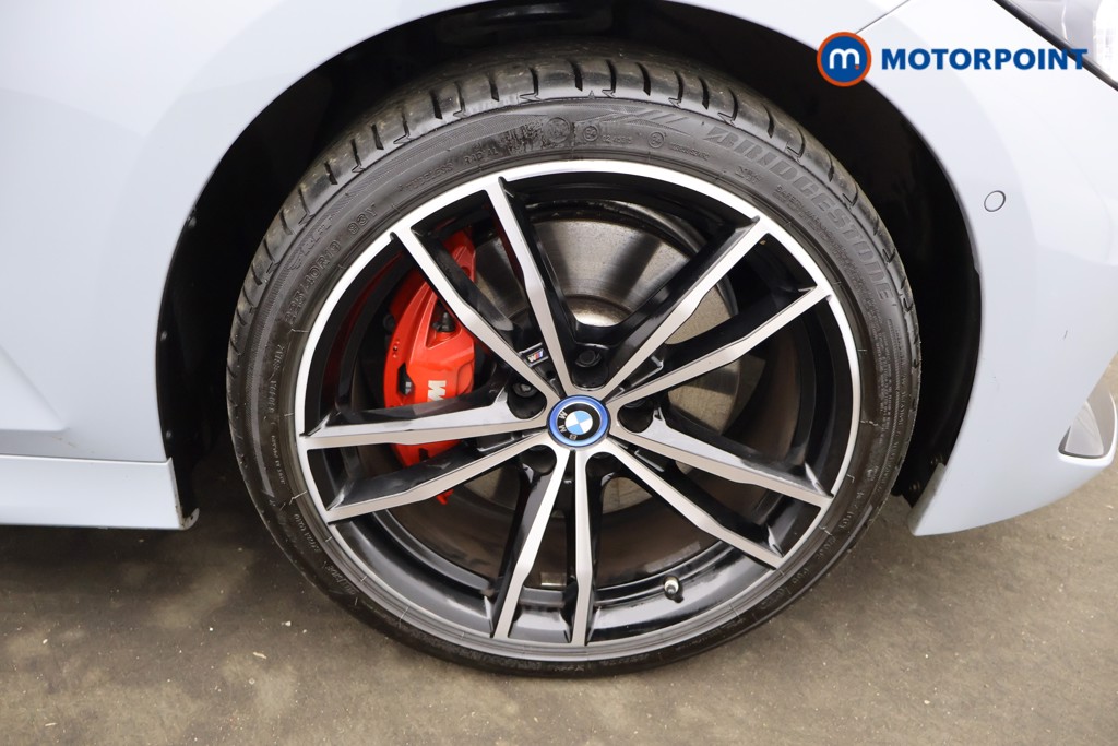 BMW 3 Series M Sport Automatic Petrol Plug-In Hybrid Estate - Stock Number (1629415) - 22nd supplementary image