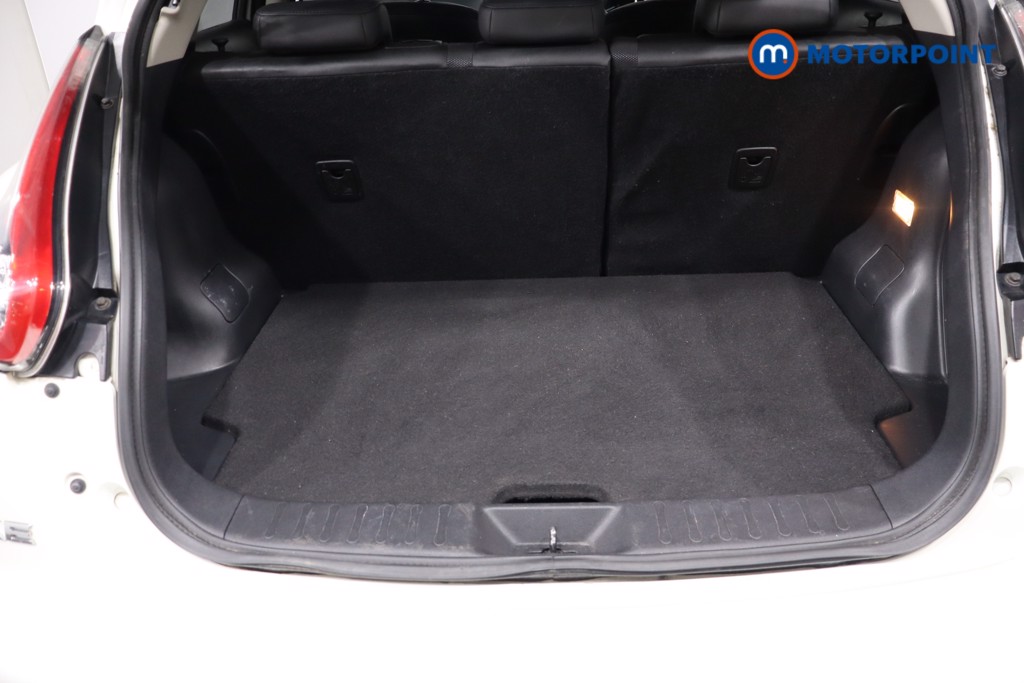 Nissan Juke Bose Personal Edition Automatic Petrol SUV - Stock Number (1629752) - 37th supplementary image