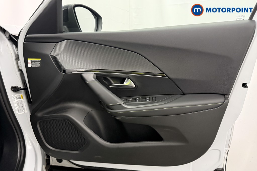 Peugeot 2008 GT Automatic Petrol SUV - Stock Number (1630000) - 15th supplementary image