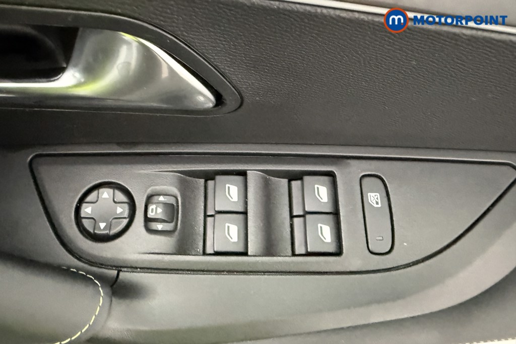 Peugeot 2008 GT Automatic Petrol SUV - Stock Number (1630000) - 16th supplementary image