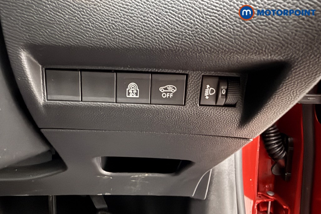 Peugeot 208 Allure Manual Petrol Hatchback - Stock Number (1630122) - 5th supplementary image