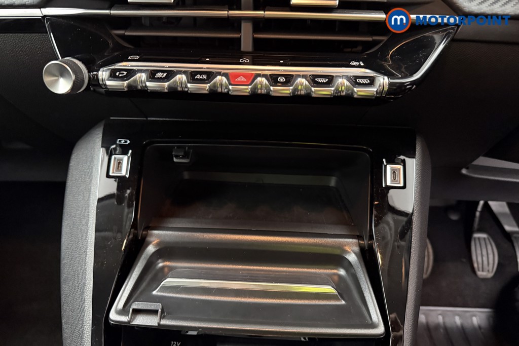 Peugeot 208 Allure Manual Petrol Hatchback - Stock Number (1630122) - 11th supplementary image