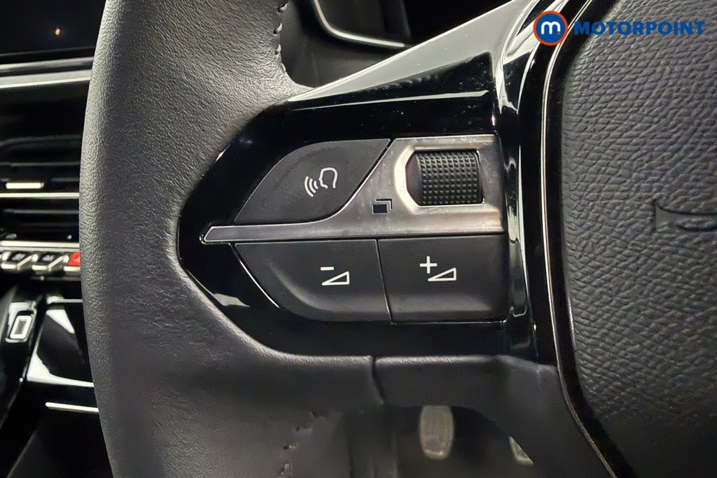 Peugeot 2008 Allure Manual Petrol SUV - Stock Number (1630156) - 3rd supplementary image