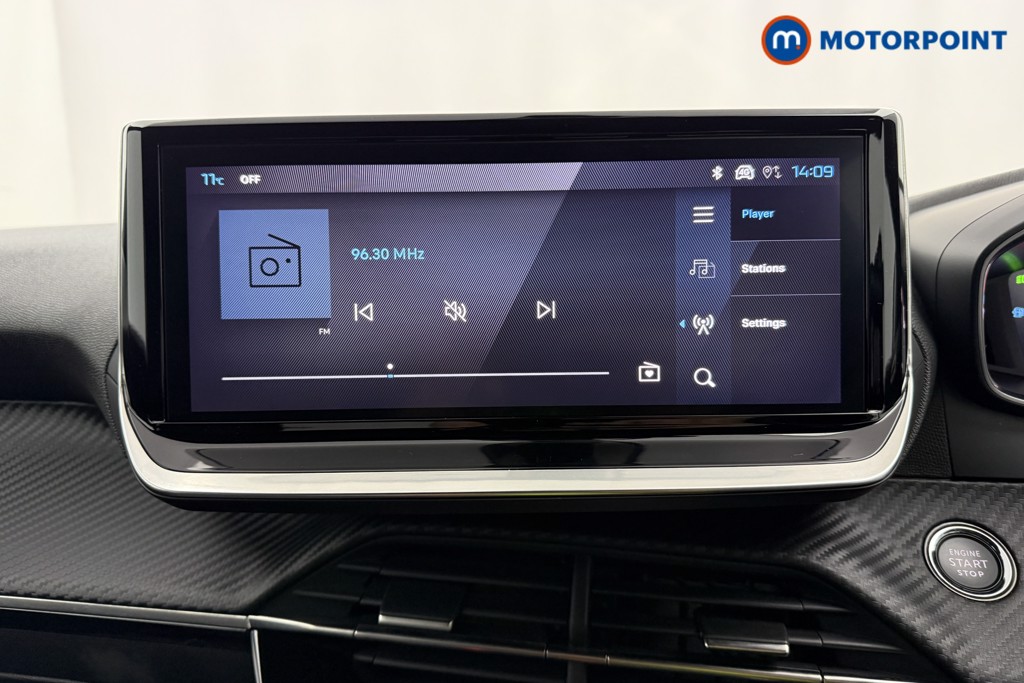 Peugeot 2008 Allure Manual Petrol SUV - Stock Number (1630156) - 8th supplementary image