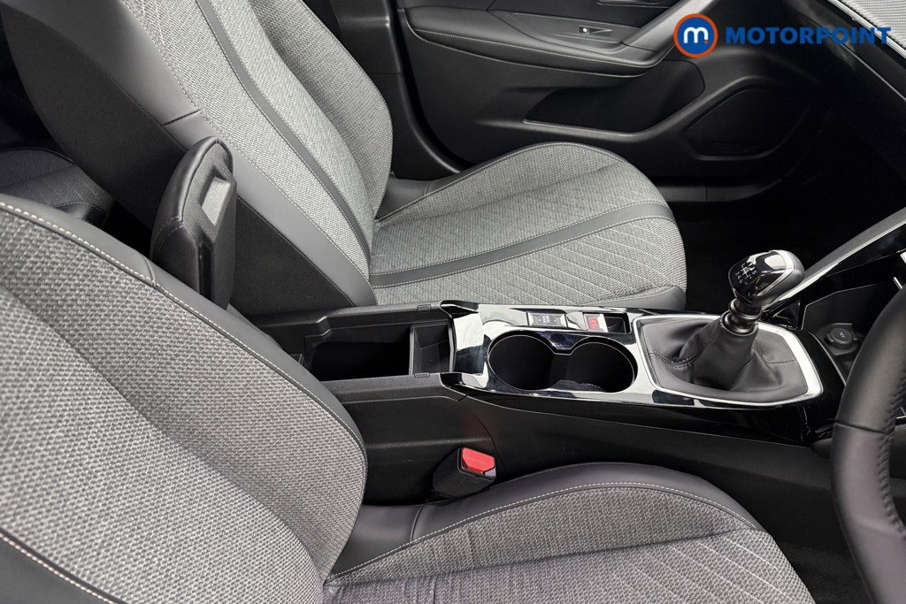 Peugeot 2008 Allure Manual Petrol SUV - Stock Number (1630156) - 12th supplementary image