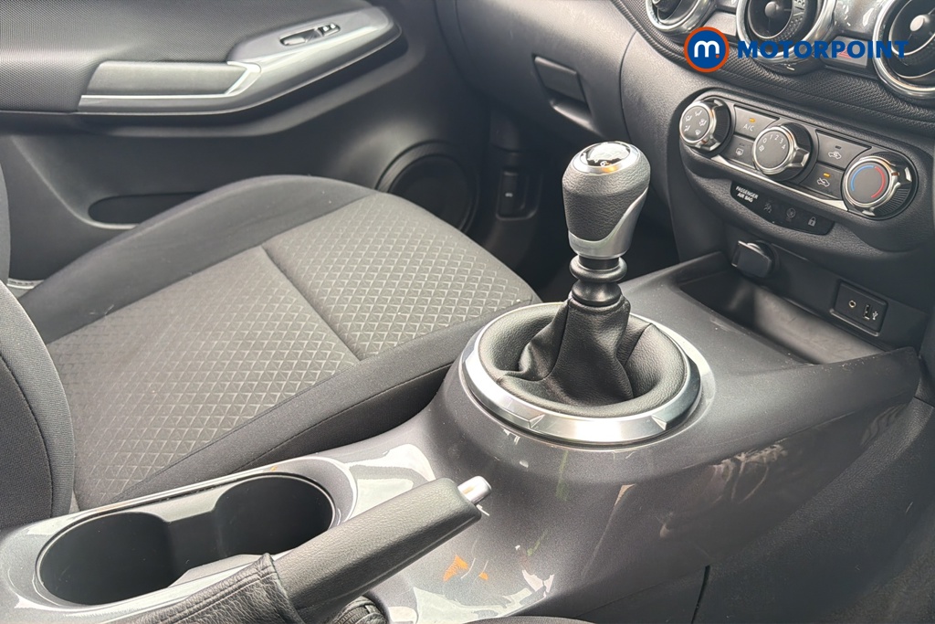 Nissan Juke Visia Manual Petrol SUV - Stock Number (1630730) - 15th supplementary image