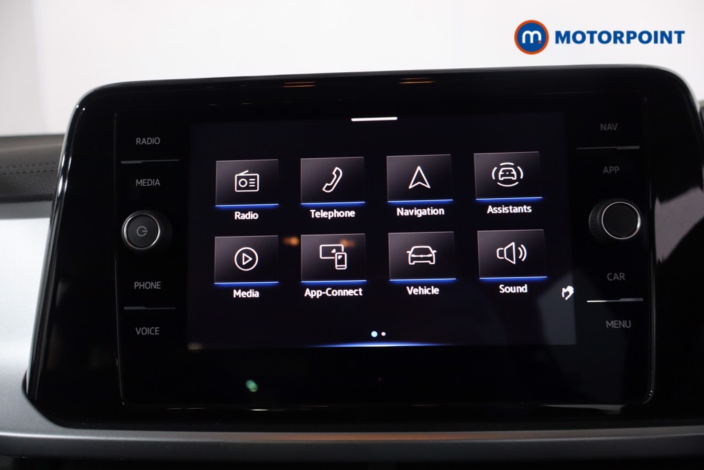 Volkswagen T-Roc Life Manual Petrol SUV - Stock Number (1630845) - 2nd supplementary image