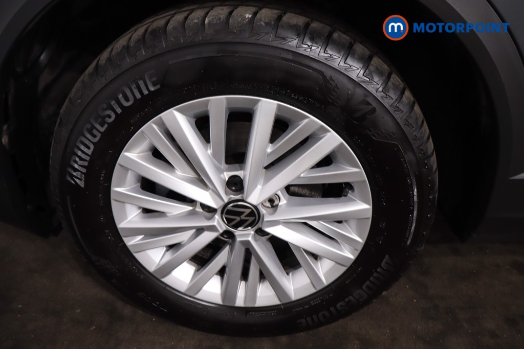 Volkswagen T-Roc Life Manual Petrol SUV - Stock Number (1630845) - 11th supplementary image