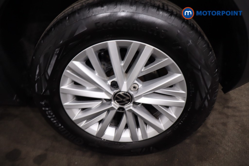 Volkswagen T-Roc Life Manual Petrol SUV - Stock Number (1630845) - 12th supplementary image