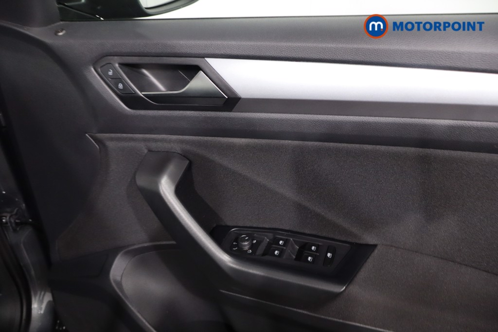 Volkswagen T-Roc Life Manual Petrol SUV - Stock Number (1630845) - 25th supplementary image