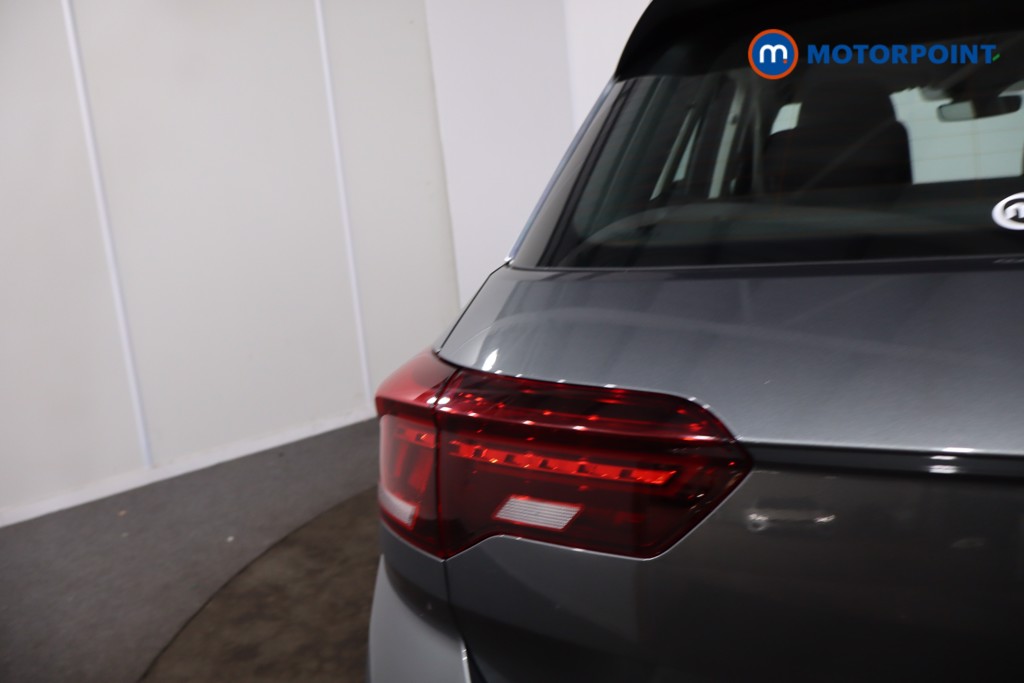 Volkswagen T-Roc Life Manual Petrol SUV - Stock Number (1630845) - 35th supplementary image