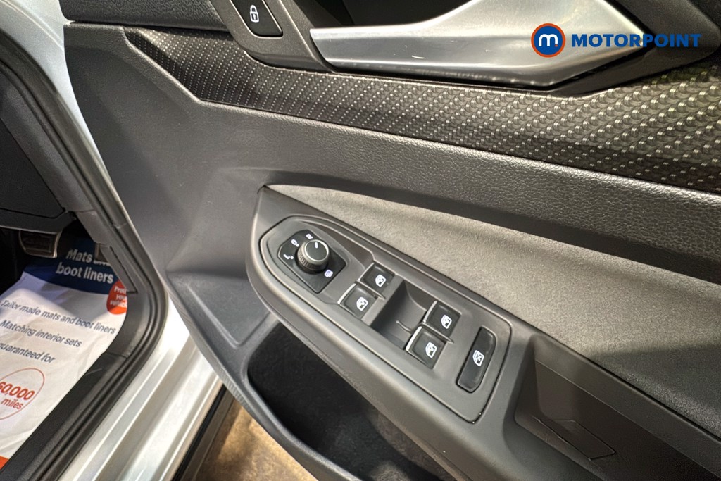 Volkswagen Golf R-Line Automatic Petrol Hatchback - Stock Number (1630849) - 20th supplementary image