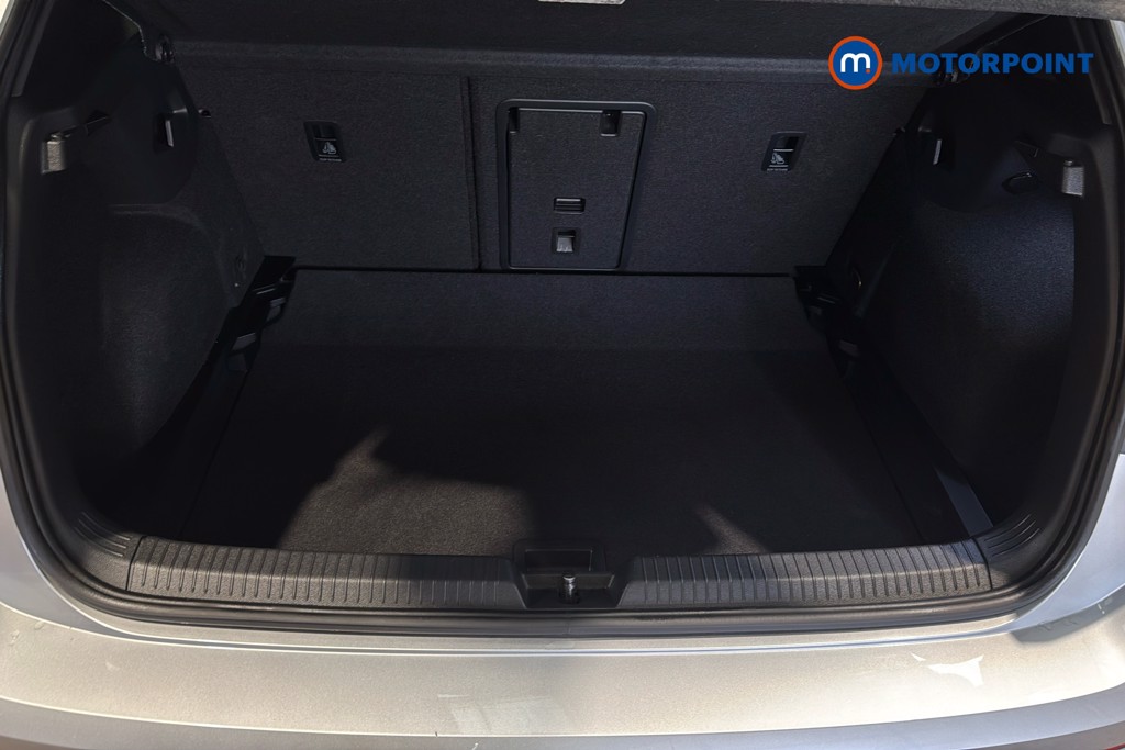 Volkswagen Golf R-Line Automatic Petrol Hatchback - Stock Number (1630849) - 33rd supplementary image