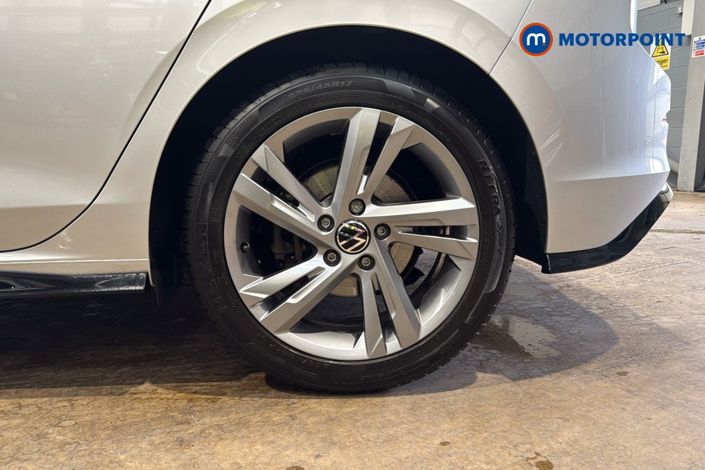 Volkswagen Golf R-Line Automatic Petrol Hatchback - Stock Number (1630849) - 48th supplementary image