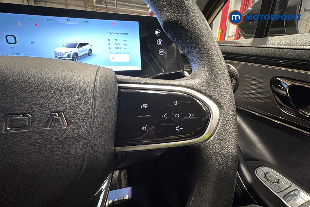 Omoda 5 Knight Automatic Petrol SUV - Stock Number (1630926) - 4th supplementary image