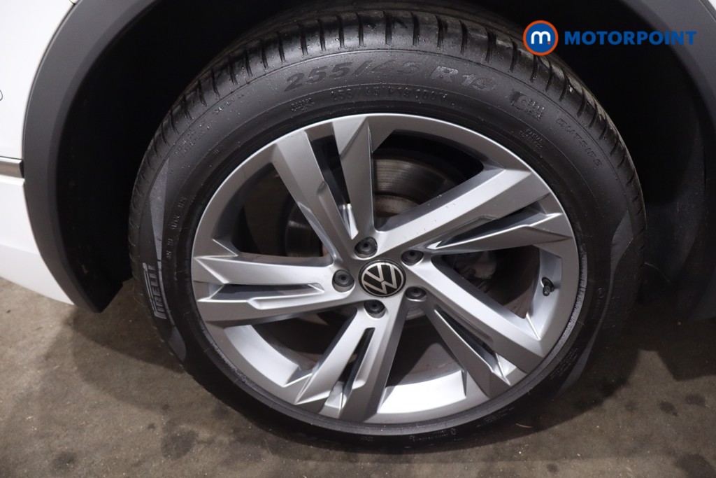 Volkswagen Tiguan R-Line Edition Automatic Petrol SUV - Stock Number (1630928) - 9th supplementary image