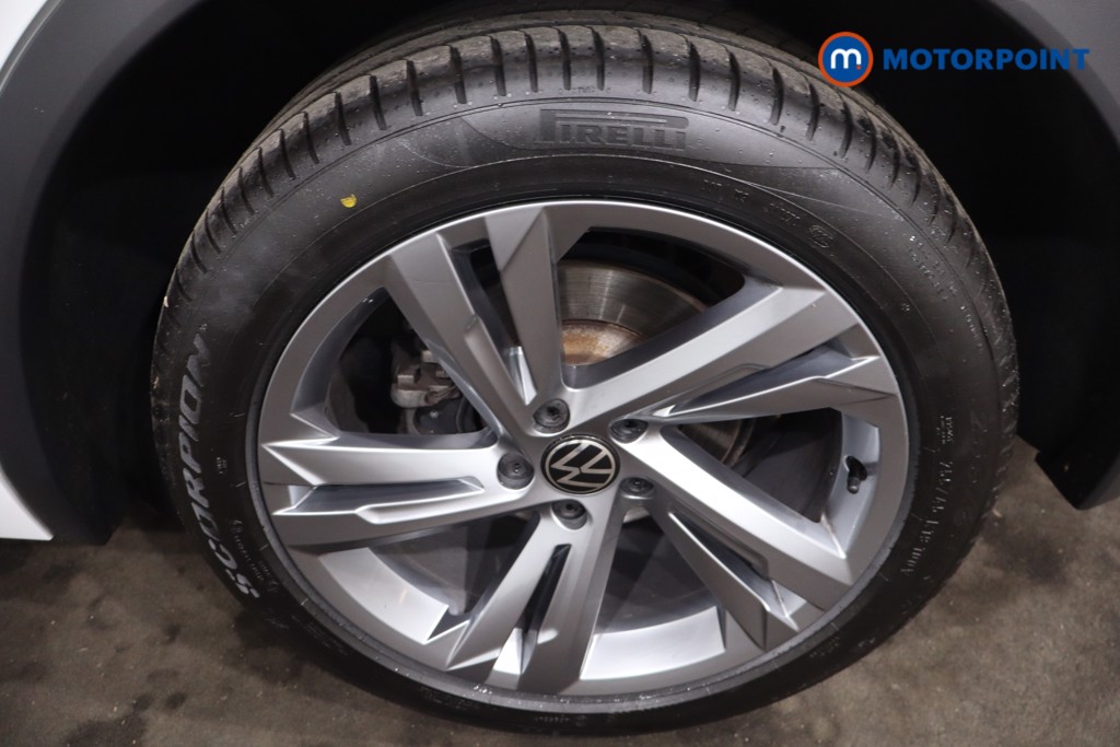 Volkswagen Tiguan R-Line Edition Automatic Petrol SUV - Stock Number (1630928) - 12th supplementary image