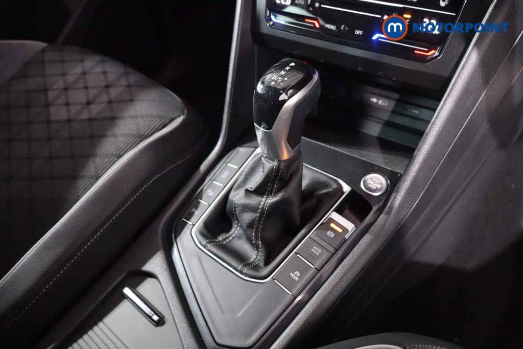 Volkswagen Tiguan R-Line Edition Automatic Petrol SUV - Stock Number (1630928) - 23rd supplementary image
