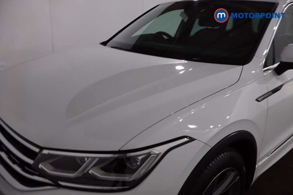 Volkswagen Tiguan R-Line Edition Automatic Petrol SUV - Stock Number (1630928) - 34th supplementary image