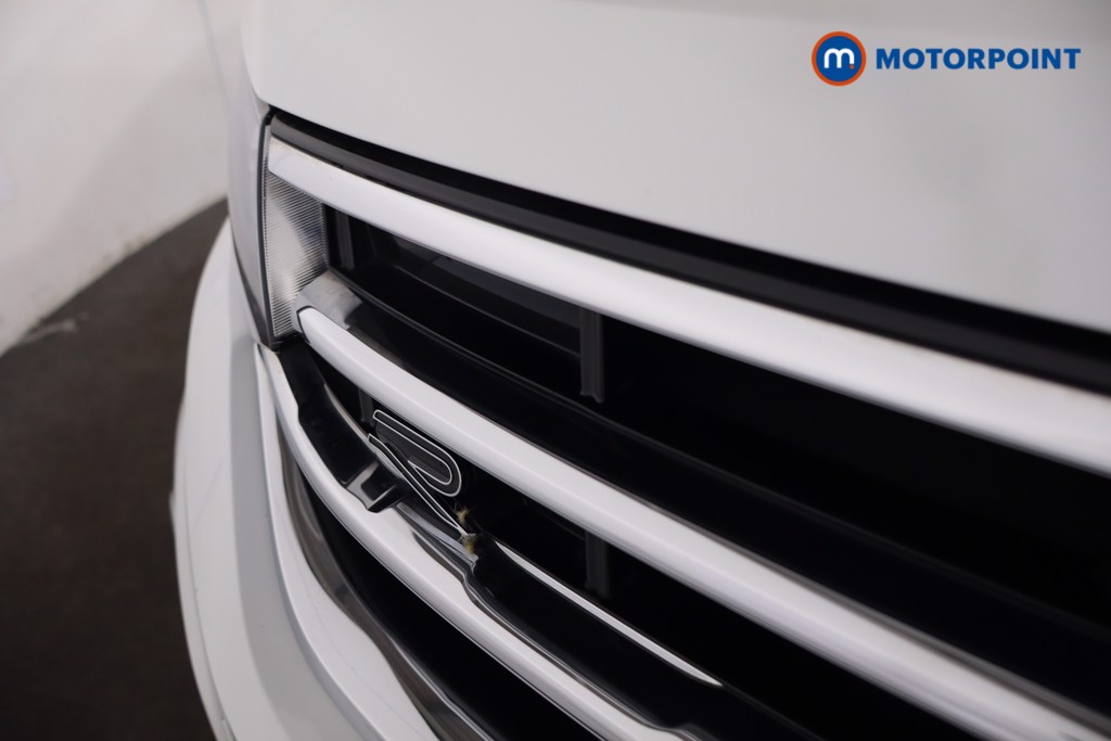 Volkswagen Tiguan R-Line Edition Automatic Petrol SUV - Stock Number (1630928) - 36th supplementary image
