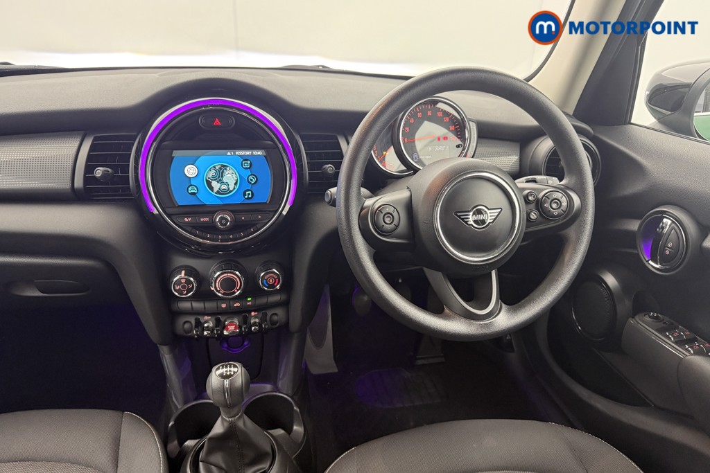 Mini Hatchback Cooper Classic Manual Petrol Hatchback - Stock Number (1631043) - 2nd supplementary image