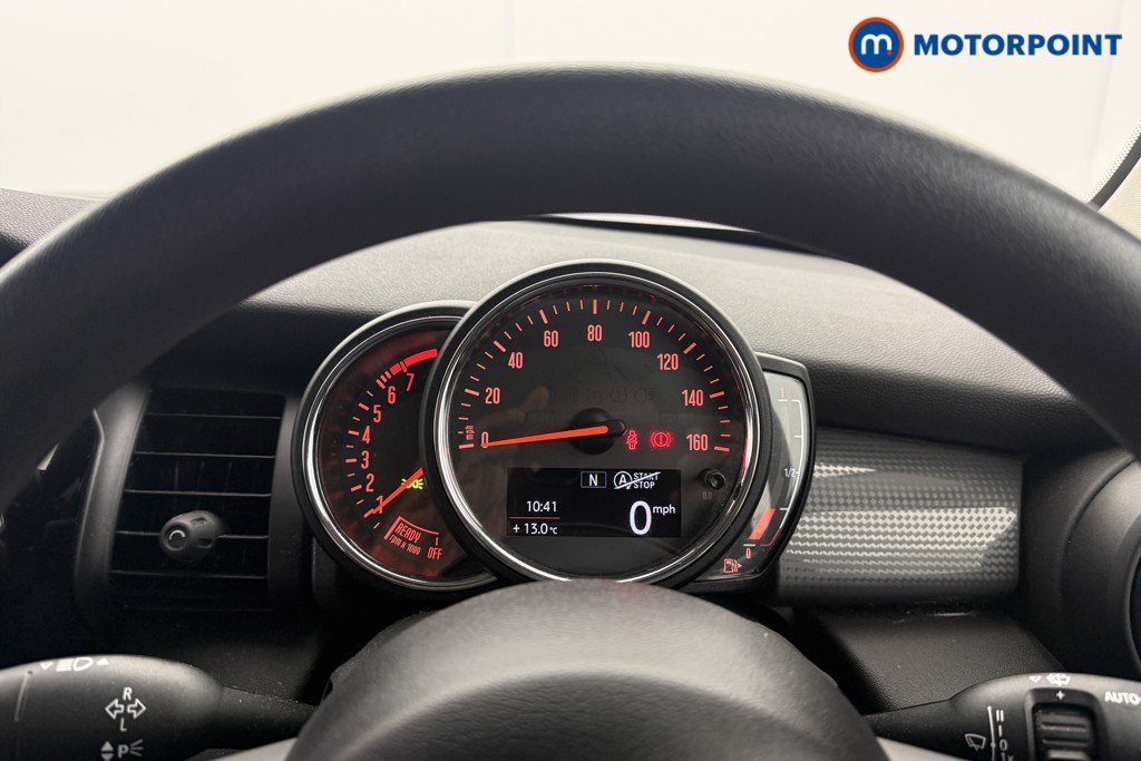 Mini Hatchback Cooper Classic Manual Petrol Hatchback - Stock Number (1631043) - 4th supplementary image