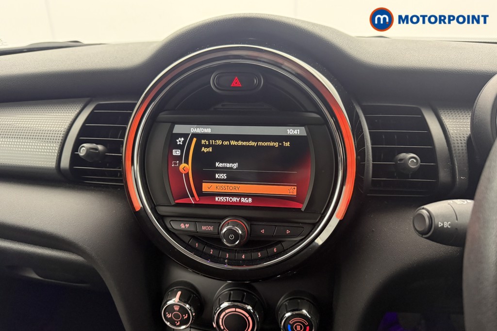 Mini Hatchback Cooper Classic Manual Petrol Hatchback - Stock Number (1631043) - 12th supplementary image