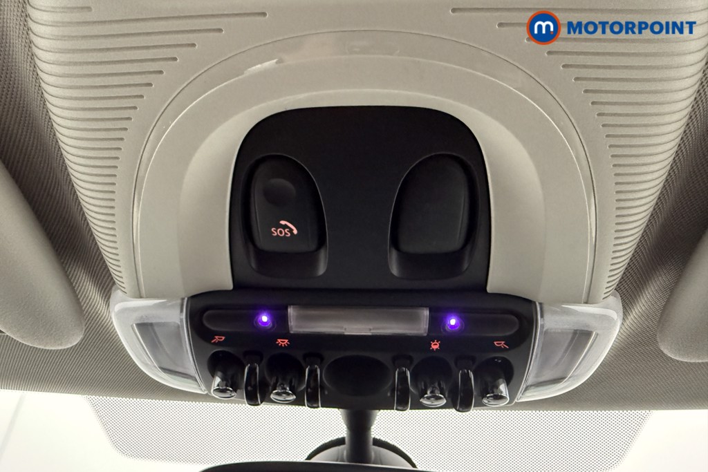 Mini Hatchback Cooper Classic Manual Petrol Hatchback - Stock Number (1631043) - 14th supplementary image