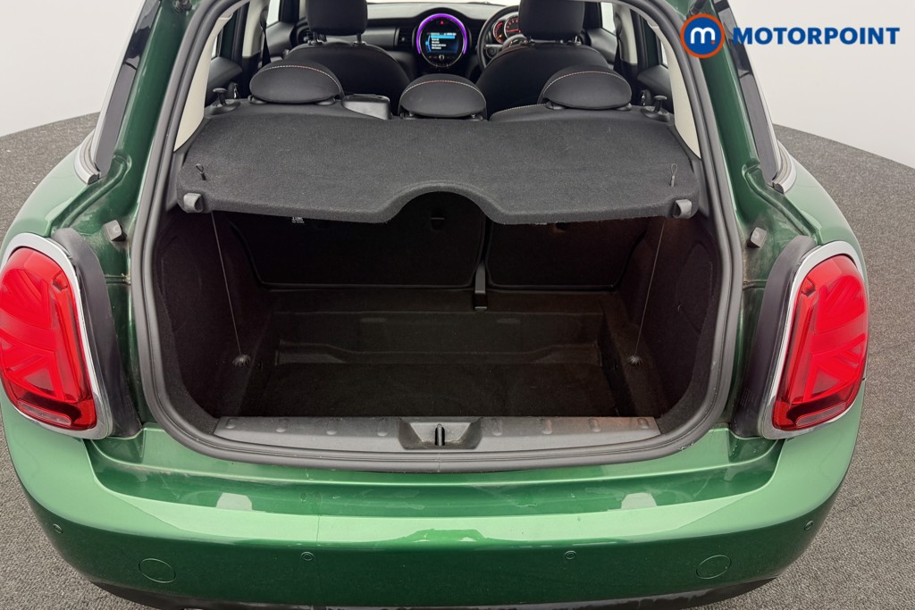 Mini Hatchback Cooper Classic Manual Petrol Hatchback - Stock Number (1631043) - 24th supplementary image