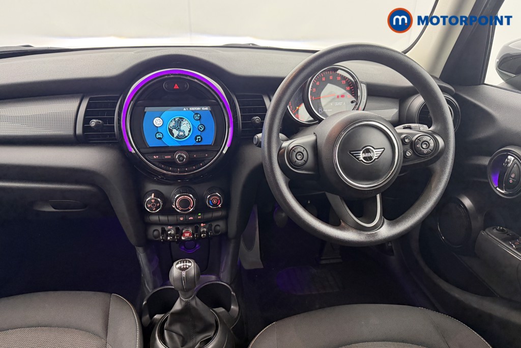 Mini Hatchback Cooper Classic Manual Petrol Hatchback - Stock Number (1631043) - 1st supplementary image