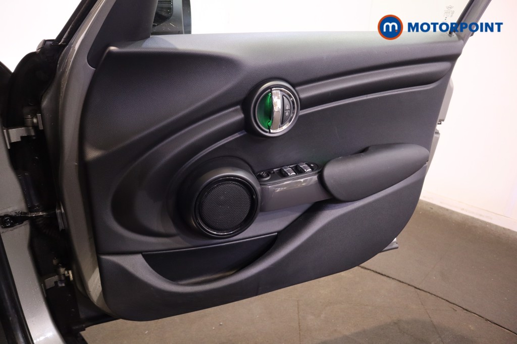 Mini Hatchback Cooper Classic Automatic Petrol Hatchback - Stock Number (1631478) - 13th supplementary image