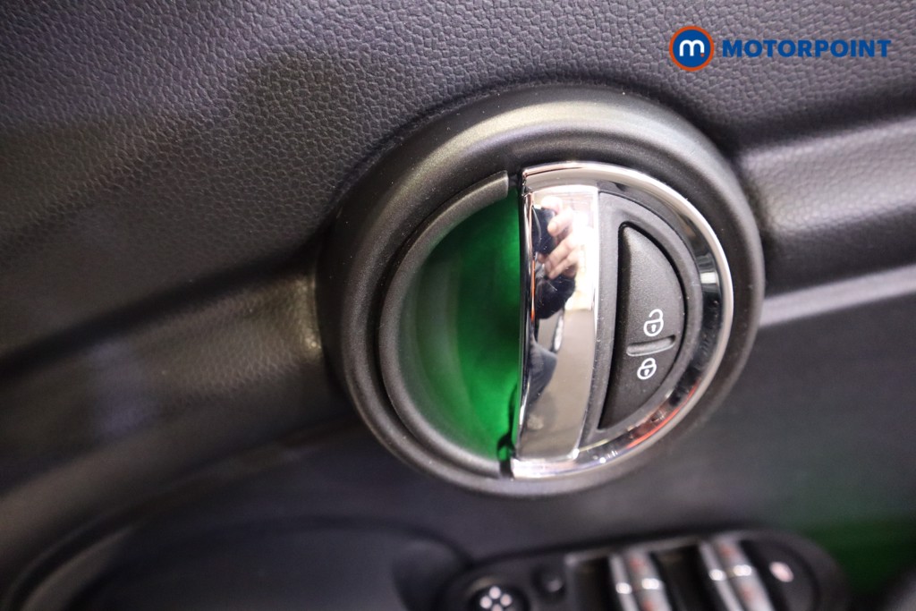 Mini Hatchback Cooper Classic Automatic Petrol Hatchback - Stock Number (1631478) - 14th supplementary image